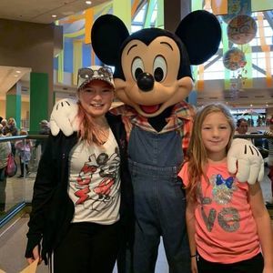 Meet your Posher, Devon